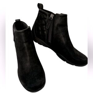 EASY SPIRIT Black Faux Suede Ankle Boots Size 7.5